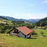 Kasimir Hof 제바흐