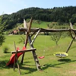 Kasimir Hof 제바흐